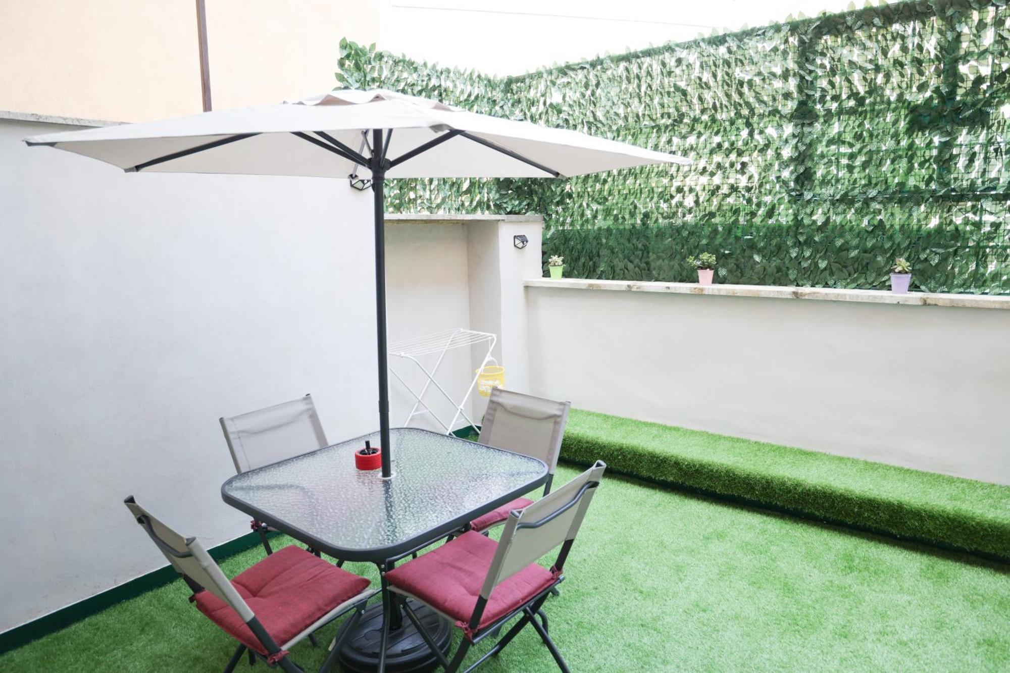 Trastevere Magic House Luxury Suite โรม ภายนอก รูปภาพ